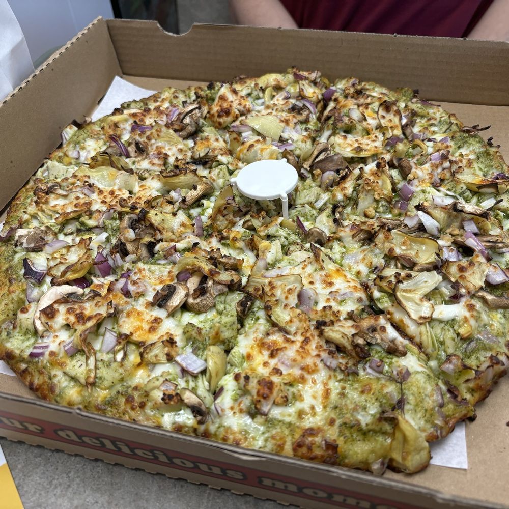 PBX PIZZA - Garlic Chicken Pesto Pizza - Pizza Near Me - Pleasanton, California