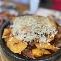 Sun Nong Dan - Galbi Jjim Specialty with cheese!