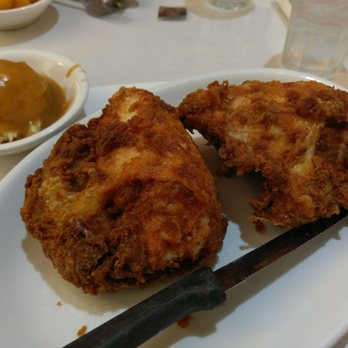 Houston Inn - Fried chicken - very juicy and tasty! - American Near Me - Lebanon, Ohio Houston Inn - Fried chicken - very juicy and tasty! - American Near Me - Lebanon, Ohio
