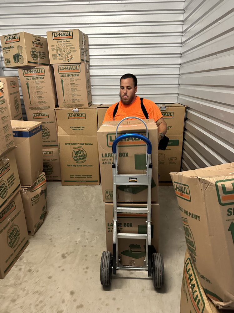 LAST MINUTE MOVERS Updated September 2024 109 Photos & 12 Reviews