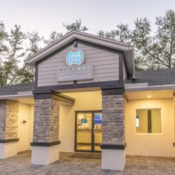 NexGen Hyperbaric - The NexGen Hyperbaric flagship facility, newly launched in Naples, Florida, marking the expansion of its advanced hyperbaric oxygen therapy.