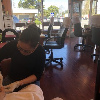Hollywood Nails - Nail Salons Near Me - Campbell, California