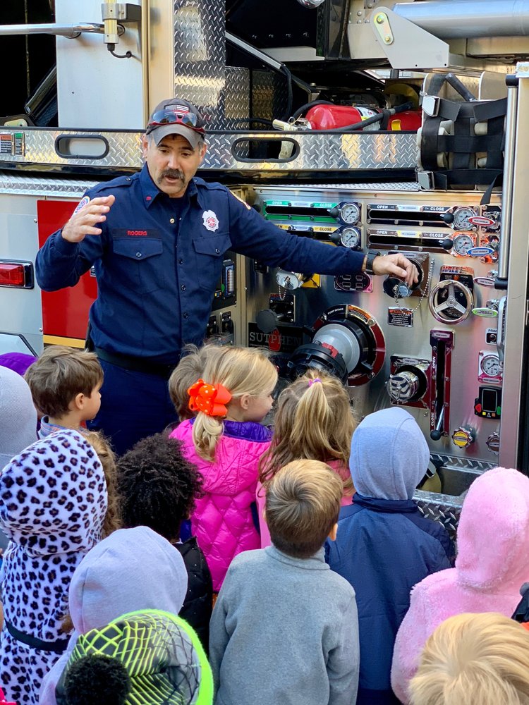 Winters Chapel Umc Preschool Logo