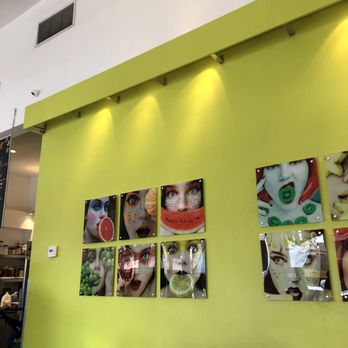 Desert Tasty Tours - 2nd stop-frozen yogurt - Tours Near Me