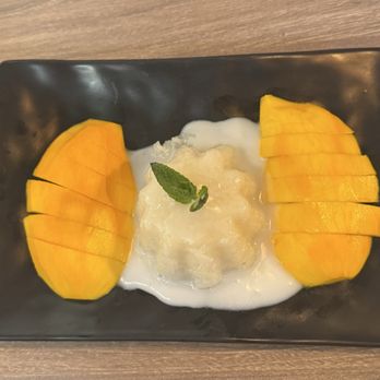 Thaiger - Mango sticky rice - Thai Near Me - Glendale, California