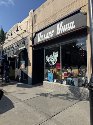 Village Vinyl & Hi Fi by null