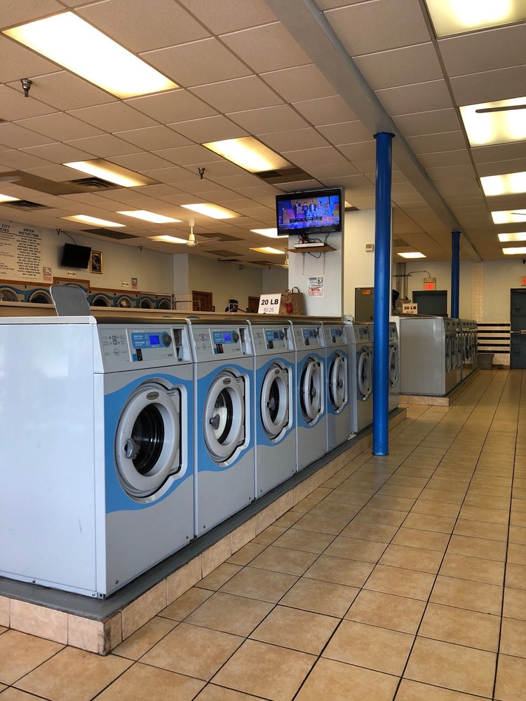 BEST WASH LAUNDROMAT Updated August 2024 785 45th Ave NE, Hilltop