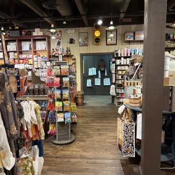 Cracker Barrel Old Country Store - American Near Me - Ashland, Virginia Cracker Barrel Old Country Store - American Near Me - Ashland, Virginia