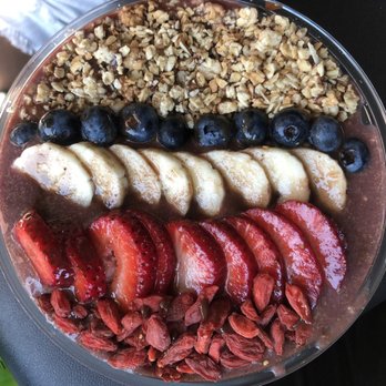 Pure-trition - Berry Acai Bowl - Juice Bars & Smoothies Near Me - Indianapolis, Indiana