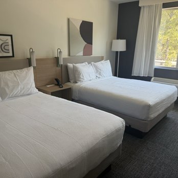 Spark by Hilton - Beds - Hotels Near Me - Douglasville, Georgia Spark by Hilton - Beds - Hotels Near Me - Douglasville, Georgia