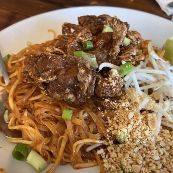 Tong Thai Bistro - Pad Thai w/ Soft Shall Crab - Thai Near Me - Folsom, California Tong Thai Bistro - Pad Thai w/ Soft Shall Crab - Thai Near Me - Folsom, California