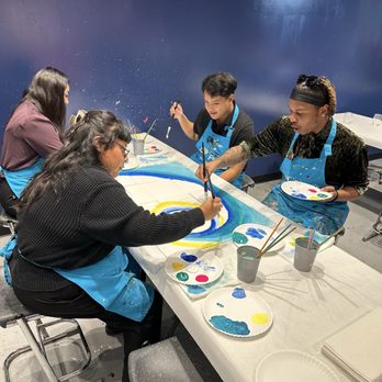 Pinot's Palette - Group jigsaw painting! - Paint & Sip Near Me - Pasadena, California Pinot's Palette - Group jigsaw painting! - Paint & Sip Near Me - Pasadena, California