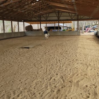 R&M Stables - Horseback Riding Near Me - Hendersonville, Tennessee