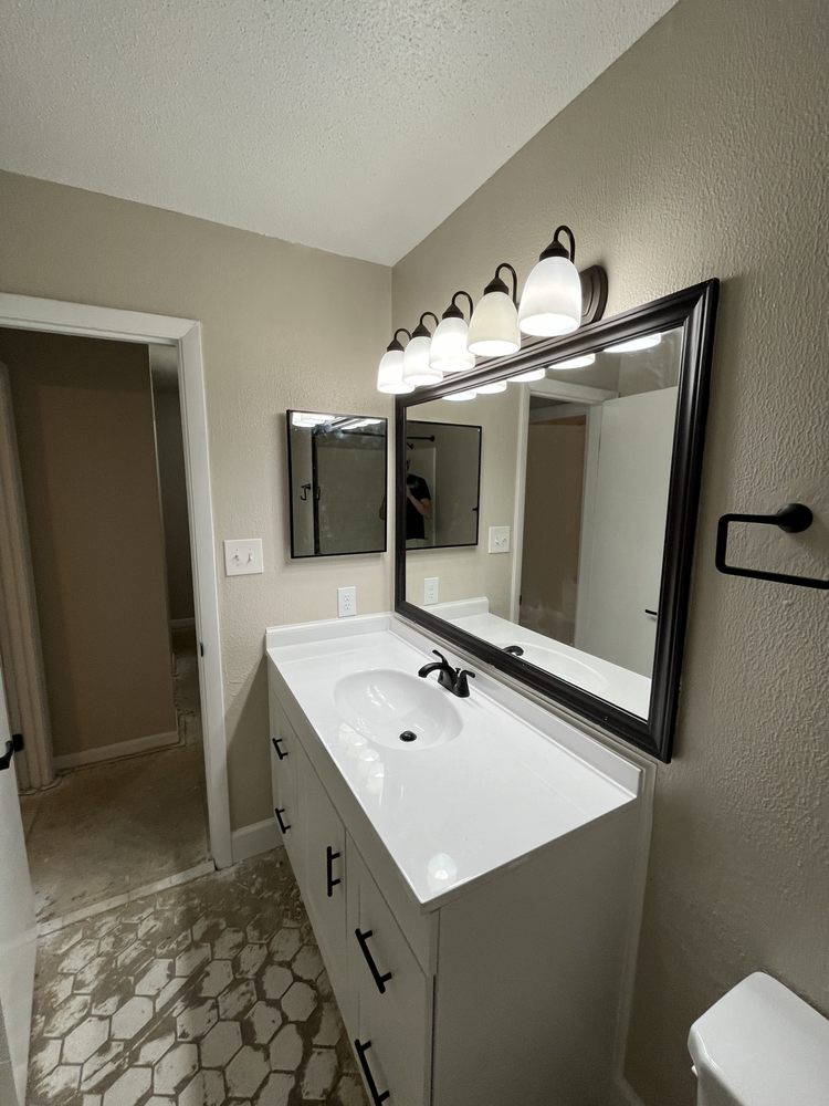 Slide of Cams Home & Apartment Maintenance