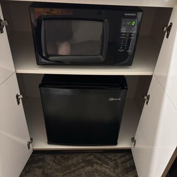 SpringHill Suites Orlando Theme Parks/Lake Buena Vista - Mini fridge and microwave - Hotels Near Me - Orlando, Florida SpringHill Suites Orlando Theme Parks/Lake Buena Vista - Mini fridge and microwave - Hotels Near Me - Orlando, Florida