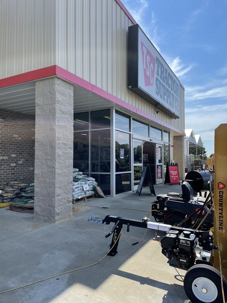 TRACTOR SUPPLY Updated October 2024 16 Photos & 11 Reviews 55