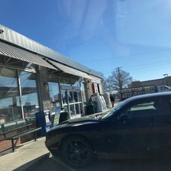 Exxon - Front entrance area of convenience store