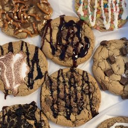 Salted Caramel Pretzel, Fruity Pebbz, PB 'N' J, S'mores, The *NEW* Classic, Stuffed Peanut Butter Cup, Cookies 'N' Cream, Cinnamon Roll Salted Caramel Pretzel, Fruity Pebbz, PB 'N' J, S'mores, The *NEW* Classic, Stuffed Peanut Butter Cup, Cookies 'N' Cream, Cinnamon Roll