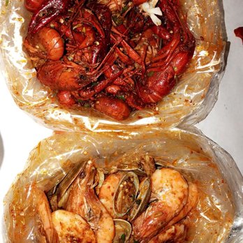 Shaking Crab - Boston Common - 1 crawfish and 1 shrimp & clam combo - Cajun/Creole Near Me - Boston, Massachusetts Shaking Crab - Boston Common - 1 crawfish and 1 shrimp & clam combo - Cajun/Creole Near Me - Boston, Massachusetts