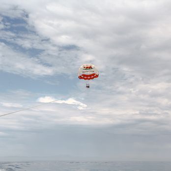 Parasail Catalina - Parasailing Near Me - Avalon, California Parasail Catalina - Parasailing Near Me - Avalon, California