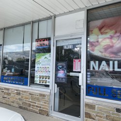Silk Royal Nails - Exterior