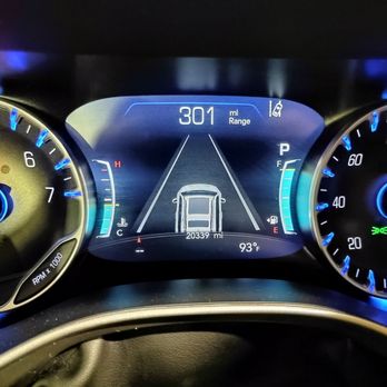Avis Rent A Car - Dashboard, Chrysler Pacifica - Car Rental Near Me - Dallas, Texas