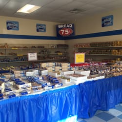 Tastykake & Nature's Own Bakery Outlet - Can't beat $0.75 bread and discounted sweets!!