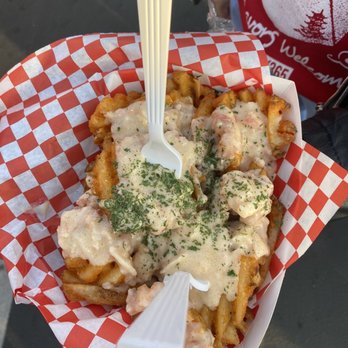 Rose Bowl Stadium - Lobster waffle fries - Stadiums & Arenas Near Me - Pasadena, California