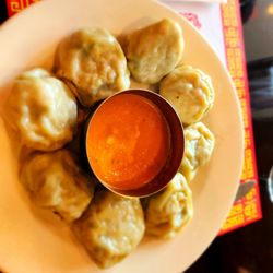 Everest Cafe - Steamed veggie momo