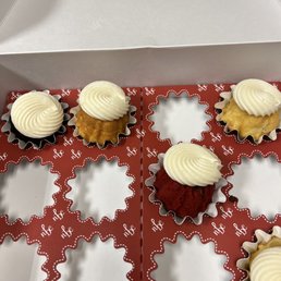 cupcakes in a box