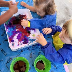 My Happydays Childcare - Science project. Baking soda with colored vinegar. So much fun