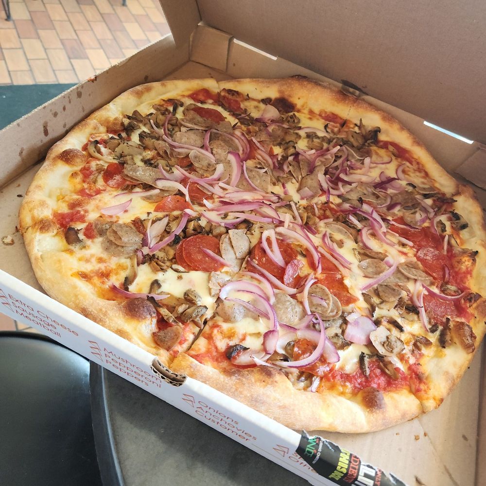 Joe's Pizza - Supreme - Pizza Near Me - Miami, Florida