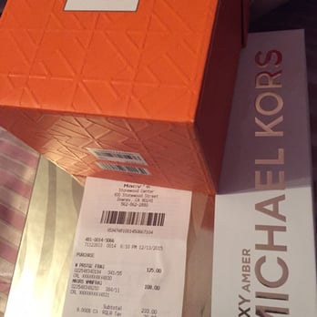 Macy's - 20 mins before my brother with disabilities got discriminated by the way he looks he got my mom her birthday gift $253.97!! - Department Stores Near Me - Downey, California