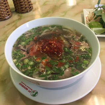 PT Noodles - Md rare pho with chili oil, hoisin and saracha - Vietnamese Near Me - Goodyear, Arizona PT Noodles - Md rare pho with chili oil, hoisin and saracha - Vietnamese Near Me - Goodyear, Arizona