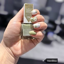 ManiBliss Organic Nail & Spa - Vegan-friendly cruelty free gel
polish