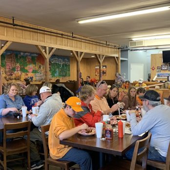 Slick Pig BBQ - Restaurant - Barbeque Near Me - Murfreesboro, Tennessee Slick Pig BBQ - Restaurant - Barbeque Near Me - Murfreesboro, Tennessee