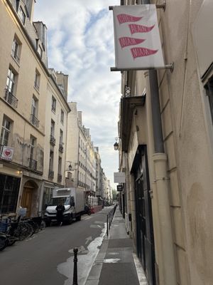 Chez Alain Miam Miam by null