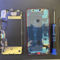 Dr.riing - IPhone 11 frame seal 
Cracked Iphone screen repair