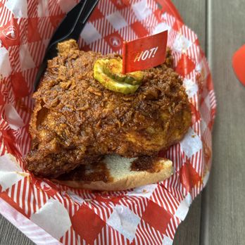 Hattie B's Hot Chicken - Austin - Domain - Southern Near Me - Austin, Texas