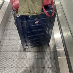 The bag AA replaced my broken luggage with same day. The bag AA replaced my broken luggage with same day.
