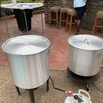 Spanky's Live Crawfish - TWO POTS COOKING - Seafood Markets Near Me - Rosenberg, Texas Spanky's Live Crawfish - TWO POTS COOKING - Seafood Markets Near Me - Rosenberg, Texas
