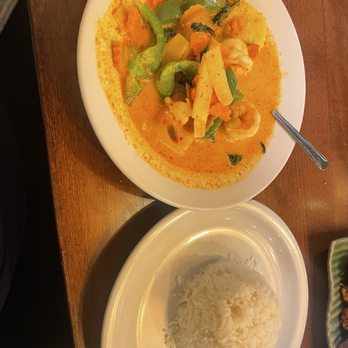Naung Mai Thai Kitchen - Thai Near Me - Oak Harbor, Washington