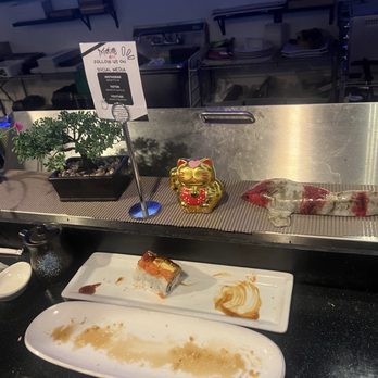 Makitto Sushi - Sushi bar...no photos of the food! It was so good we ate it before even thinking of a photo - Sushi Bars Near Me - Mesa, Arizona