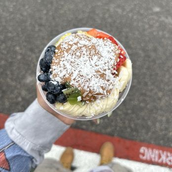 Acai Express - Rainbow Bowl. - Juice Bars & Smoothies Near Me - New Braunfels, Texas Acai Express - Rainbow Bowl. - Juice Bars & Smoothies Near Me - New Braunfels, Texas