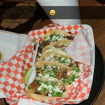 Gordos Mini Tacos & Snacks - Tacos Pastor - Food Trucks Near Me - San Antonio, Texas