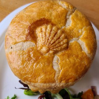 A La Mode - Clam chowder pot pie - Bakeries Near Me - Vancouver, British Columbia A La Mode - Clam chowder pot pie - Bakeries Near Me - Vancouver, British Columbia