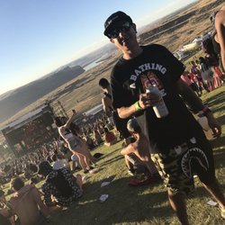 Paradiso Festival - Babe View