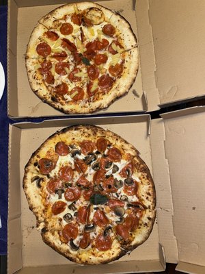 Hugo's Pizza by null