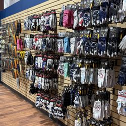 Gov's Training Academy - Batting gloves, lizard skins grips, Evoshield guards and more!