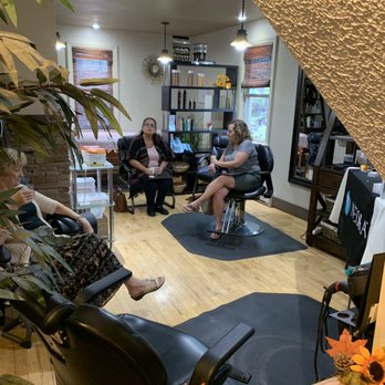Casa Di Bella Salon - Hair Salons Near Me - Endicott, New York